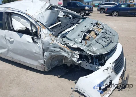 2020 Chevrolet Trax Fwd Ls z USA, uszkodzony, nr VIN KL7CJKSB6LB339792